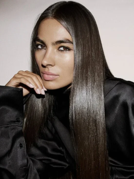 Oribe Run-Through Detangling Shampoo 8.5 oz - Picture 9 of 10